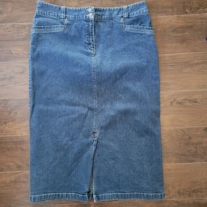 Womens Madison & Max Long Denim Skirt Sz 14 36x34 Modest Plus